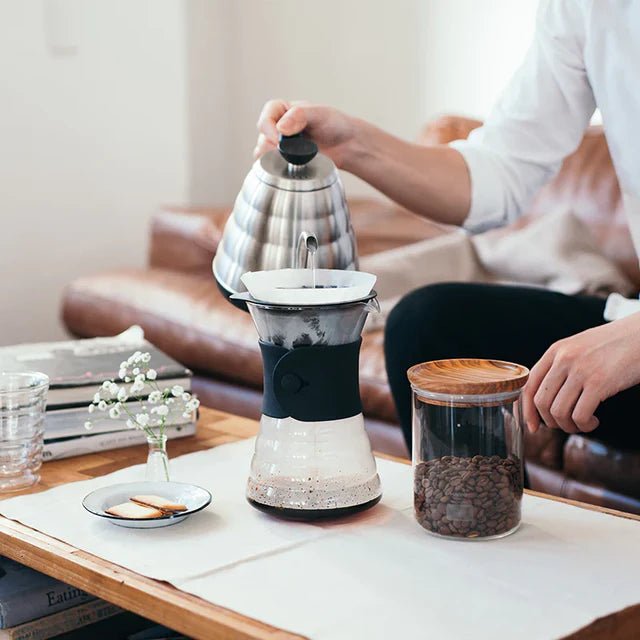 Hario V60 Drip Coffee Decanter, 700ml - Image 2